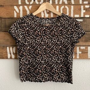 American Eagle AEO Cheetah Print Crop Lettuce Hem Tee 632 Women's Small